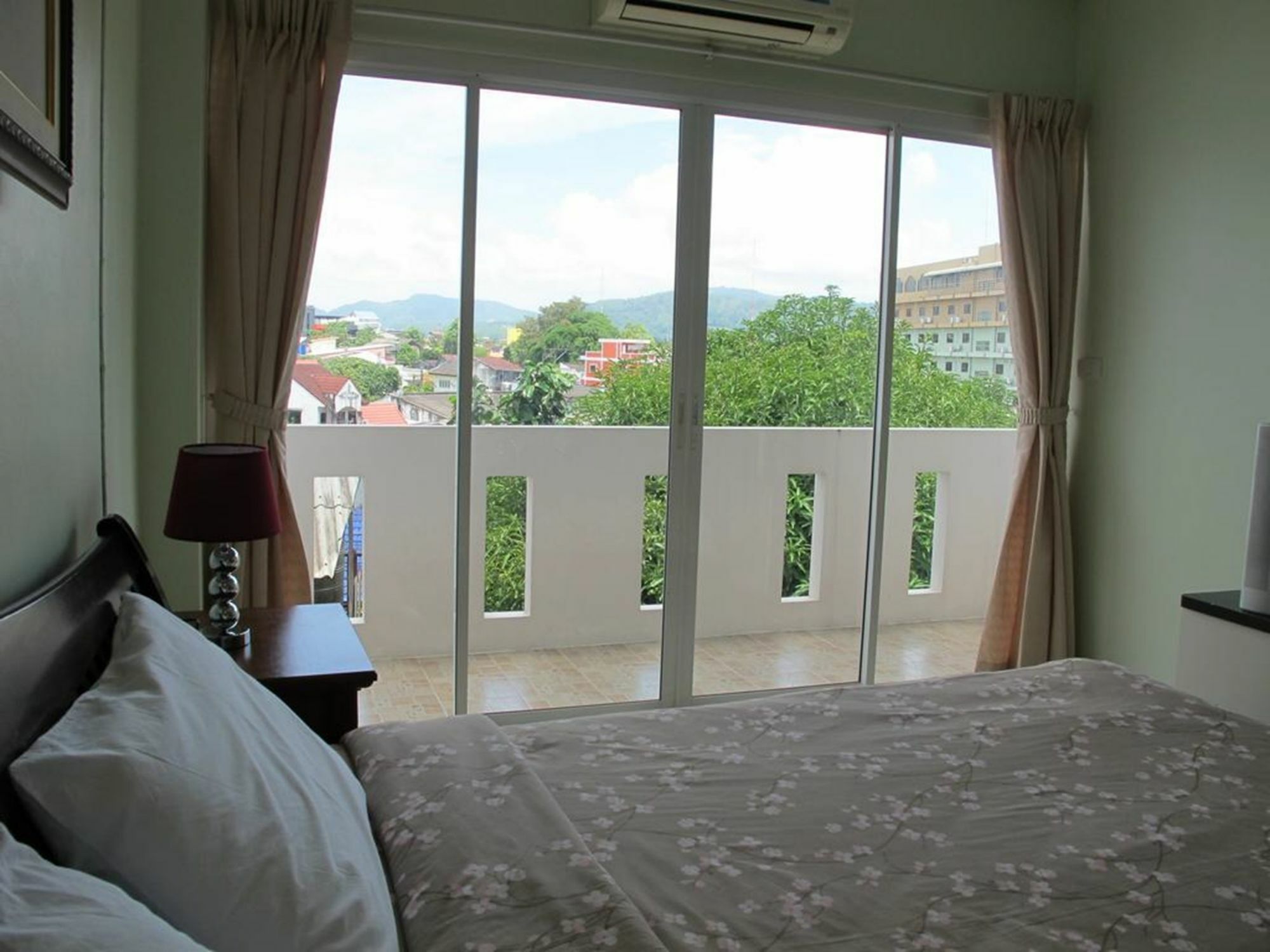 Machima House Hotel Phuket Exterior photo